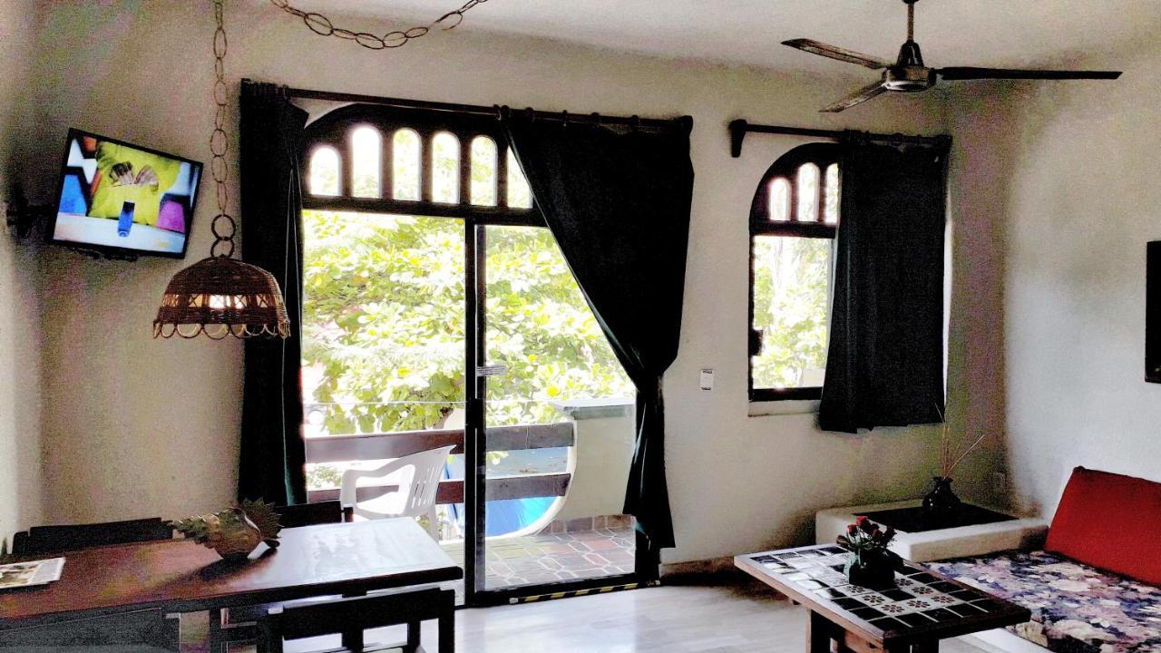 Solimar Inn Suites Zihuatanejo Esterno foto