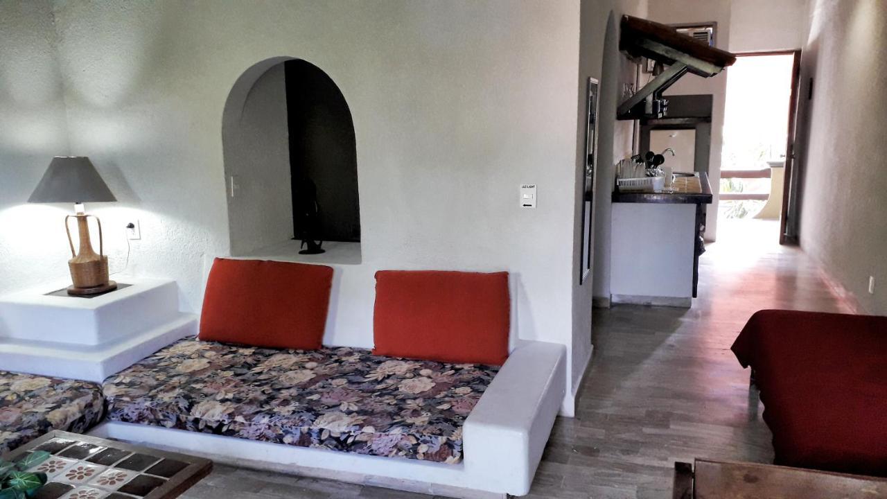 Solimar Inn Suites Zihuatanejo Esterno foto