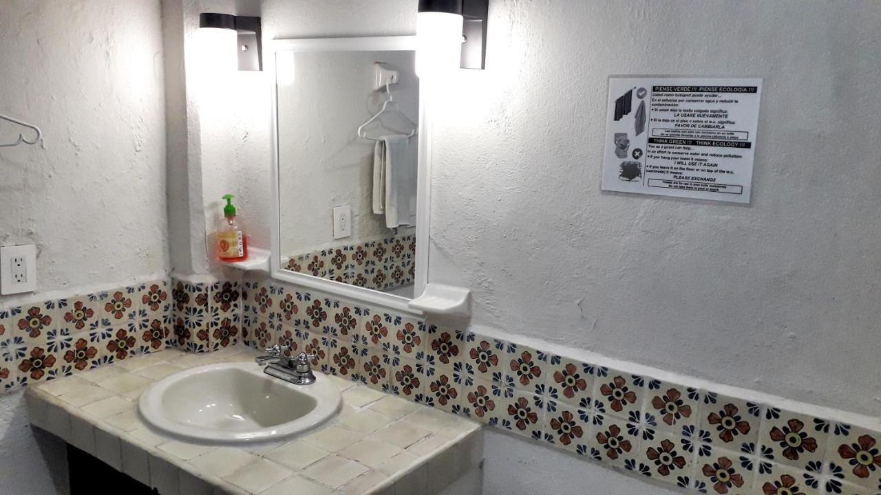 Solimar Inn Suites Zihuatanejo Esterno foto